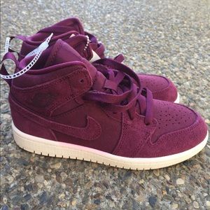 Jordan’s 1 - Bordeaux color- NWOT